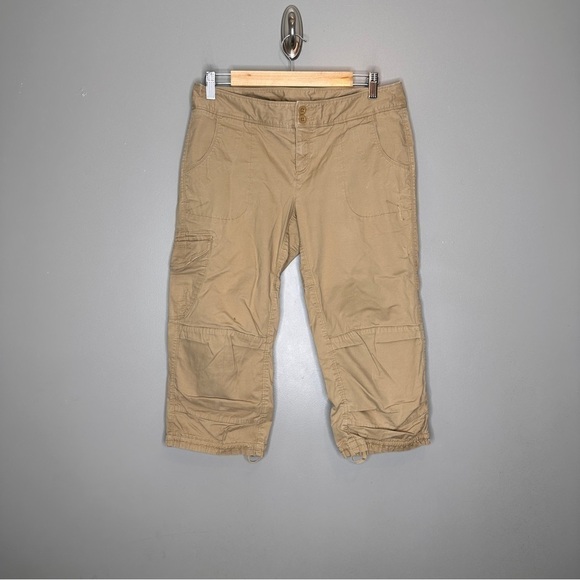 The Northface cargo capri pants - Picture 1 of 14